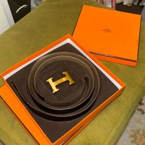 Hermes reversible black / tan 85cm gold H belt
